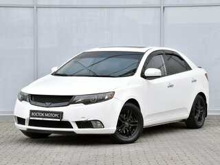 2010 Kia Forte I, белый, 695000 рублей, вид 2