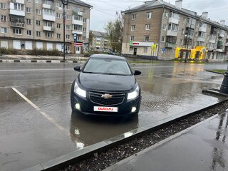 2013 Chevrolet Cruze I Рестайлинг, чёрный, 850000 рублей, вид 2
