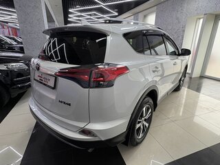 2018 Toyota RAV4 IV (XA40) Рестайлинг, белый, 2665000 рублей, вид 5