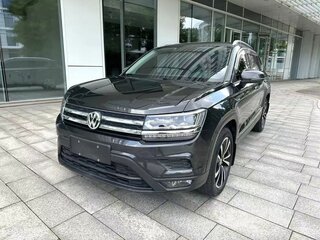 2020 Volkswagen Tharu I, серый, 1900000 рублей, вид 1