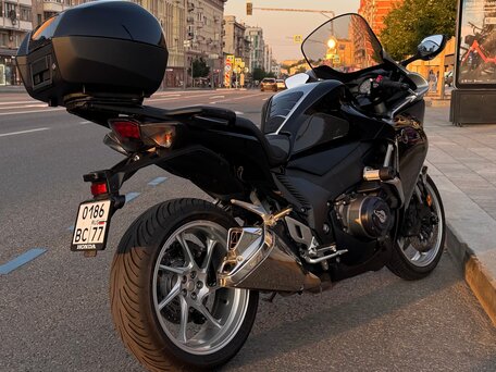2013 Honda VFR 1200, чёрный, 899000 рублей, вид 2