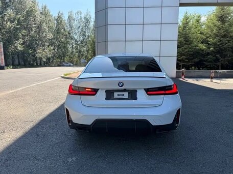2023 BMW 3 серии Long 320Li VII (G2x) Рестайлинг, белый, 3585600 рублей, вид 5