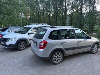2015 Lada (ВАЗ) Kalina Cross II, серебристый, 410000 рублей, вид 2