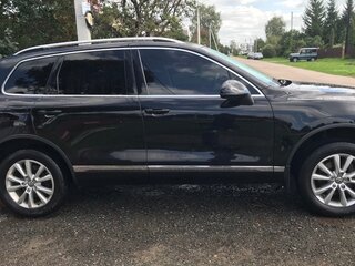 2012 Volkswagen Touareg II, чёрный, 2300000 рублей, вид 3