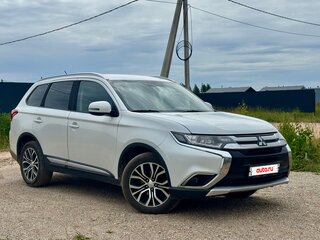 2016 Mitsubishi Outlander III Рестайлинг 2, белый, 1580000 рублей, вид 1