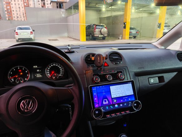 2012 Volkswagen Caddy III Рестайлинг, серебристый, 890000 рублей - вид 11