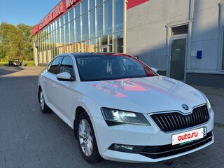 2016 Skoda Superb III, белый, 1700000 рублей, вид 4