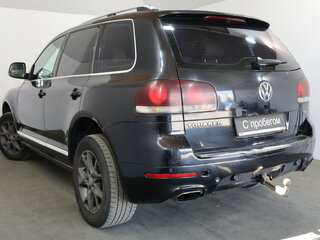 2008 Volkswagen Touareg I Рестайлинг, чёрный, 799000 рублей, вид 4