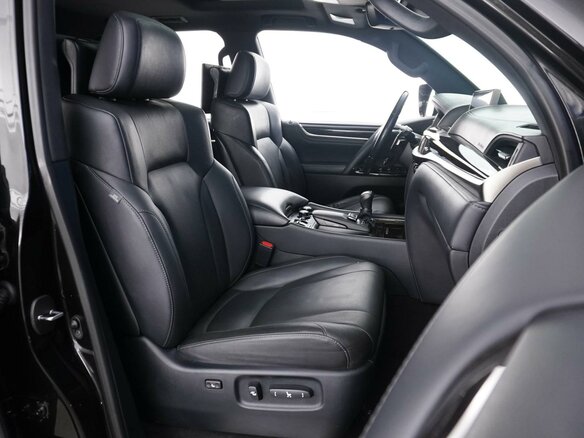 2020 Lexus LX 570 III Рестайлинг 2, чёрный, 8149077 рублей - вид 7