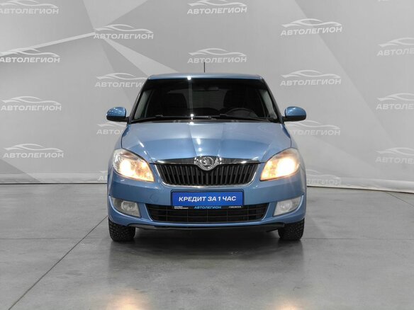 2013 Skoda Fabia II Рестайлинг, голубой, 670000 рублей - вид 8