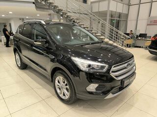 2017 Ford Kuga II Рестайлинг, чёрный, 1530000 рублей, вид 3