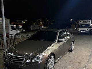 2010 Mercedes-Benz E-Класс 350 IV (W212, S212, C207), серый, 1450000 рублей, вид 1