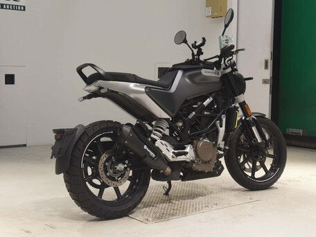 2021 Husqvarna Svartpilen 250, чёрный, 430000 рублей, вид 4