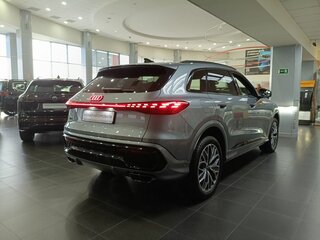 2026 Audi Q5 L III (GU), серый, 6400000 рублей, вид 4