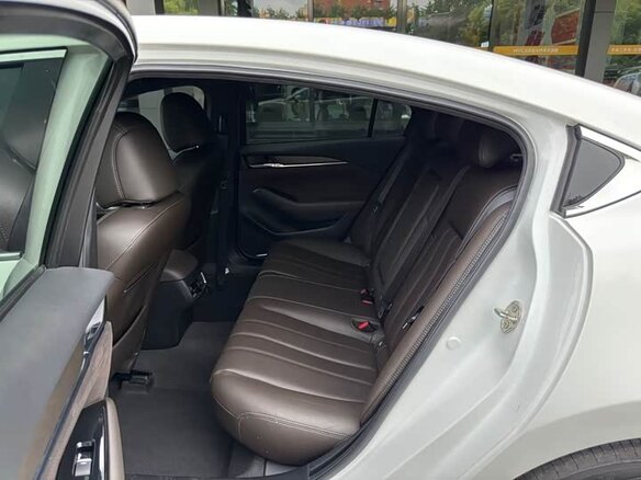 2023 Mazda 6 Atenza III (GJ) Рестайлинг 2, белый, 1740000 рублей - вид 23