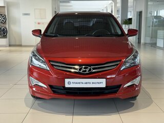 2015 Hyundai Solaris I Рестайлинг, красный, 890000 рублей, вид 2