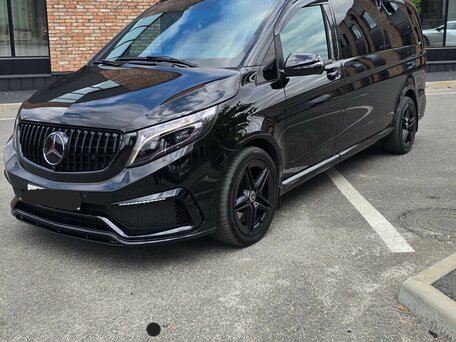 2015 Mercedes-Benz V-Класс Extra Long 220 d экстра длинный III (W447), чёрный, 4200000 рублей, вид 1