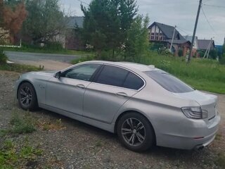 2012 BMW 5 серии 520i VI (F10/F11/F07), серебристый, 1390000 рублей, вид 2