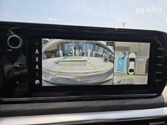 2023 Kia K5 III, чёрный, 2190000 рублей - вид 9