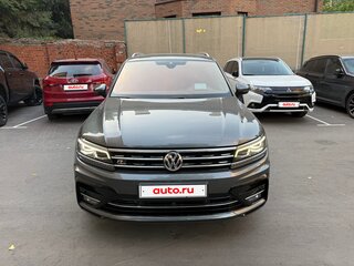 2019 Volkswagen Tiguan Allspace II, серый, 3500000 рублей, вид 1