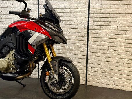 2026 Ducati Multistrada V4, чёрный, 4290000 рублей, вид 1