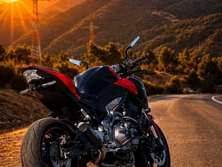 2017 Kawasaki Z 900, красный, 800090 рублей, вид 2