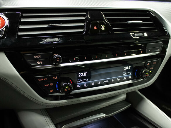 2020 BMW M5 Competition VI (F90) Рестайлинг, голубой, 9469000 рублей - вид 31