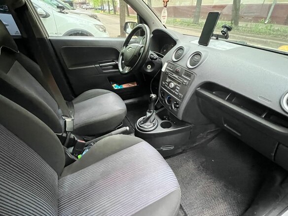 2008 Ford Fusion I Рестайлинг, серебристый, 450000 рублей - вид 5
