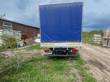 2010 TATA 613, красный, 2000000 рублей, вид 3