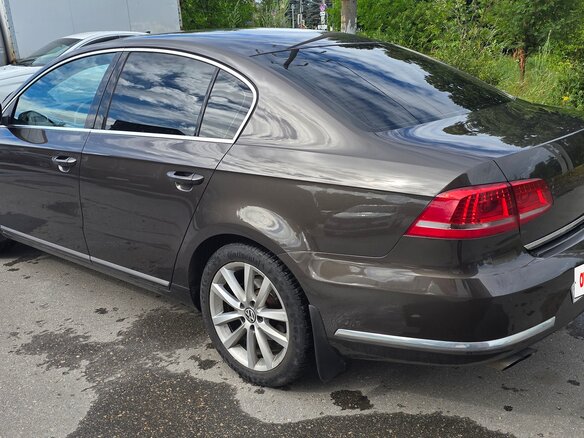 2012 Volkswagen Passat B7, коричневый, 990000 рублей - вид 4