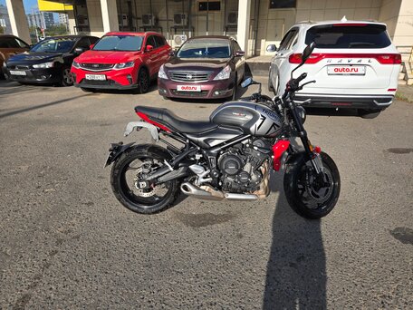 2022 Triumph Trident 660, серый, 720000 рублей, вид 2