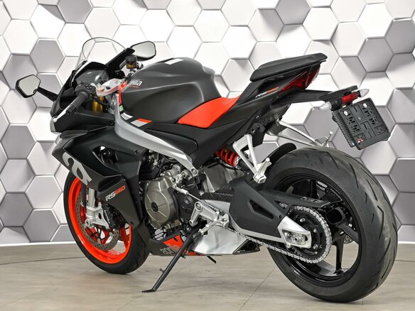 2021 Aprilia RS 660, чёрный, 969000 рублей - вид 7