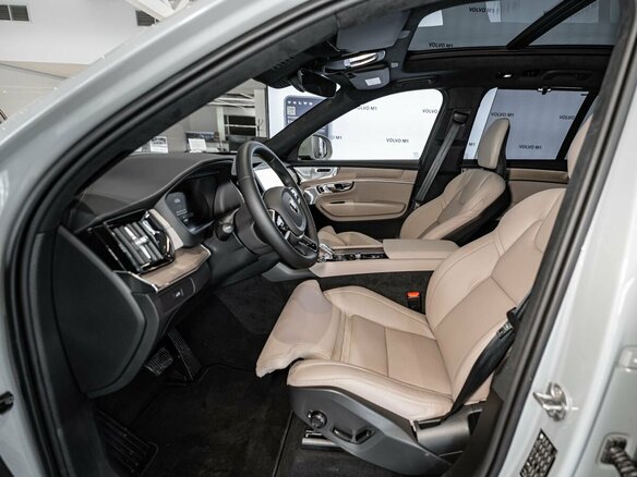 2026 Volvo XC90 B5 II Рестайлинг 2, серый, 13950000 рублей - вид 8