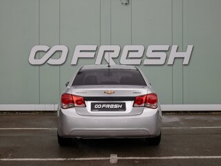 2011 Chevrolet Cruze I, серебристый, 699000 рублей, вид 4