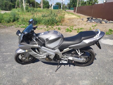 2005 Honda CBR 600F, серый, 460000 рублей, вид 4