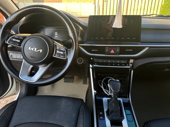 2021 Kia K3 II (China Market), белый - вид 5