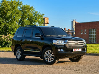 2017 Toyota Land Cruiser 200 Series Рестайлинг 2, чёрный, 5200000 рублей, вид 2