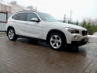 2013 BMW X1 20d I (E84) Рестайлинг, белый, 1400000 рублей, вид 1
