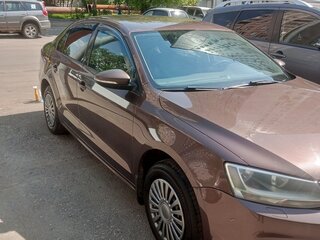 2015 Volkswagen Jetta VI, коричневый, 999999 рублей, вид 3