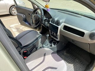 2012 Renault Sandero I, бежевый, 510000 рублей, вид 5