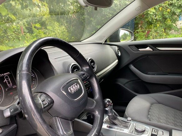 2013 Audi A3 III (8V), коричневый, 1100000 рублей - вид 4