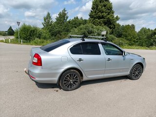 2010 Skoda Octavia II (A5) Рестайлинг, серебристый, 715000 рублей, вид 4