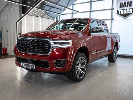 2026 Ram 1500 Crew Cab V Рестайлинг, красный, 11485801 рублей, вид 5