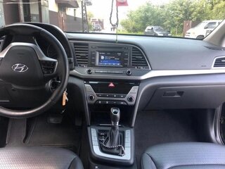 2016 Hyundai Elantra VI (AD), чёрный, 1200000 рублей, вид 5