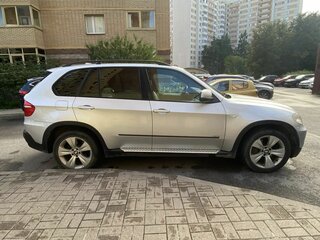 2007 BMW X5 3.0d II (E70), серебристый, 1900000 рублей, вид 4