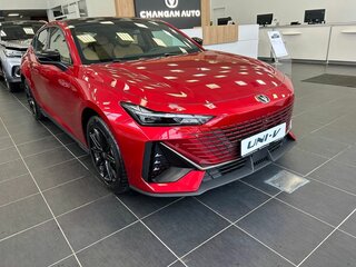 2025 Changan UNI-V I, красный, 3479900 рублей, вид 5