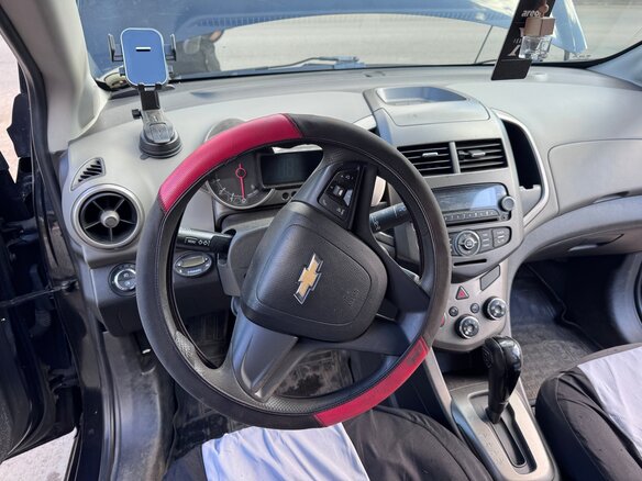 2012 Chevrolet Aveo II, чёрный, 660000 рублей - вид 6