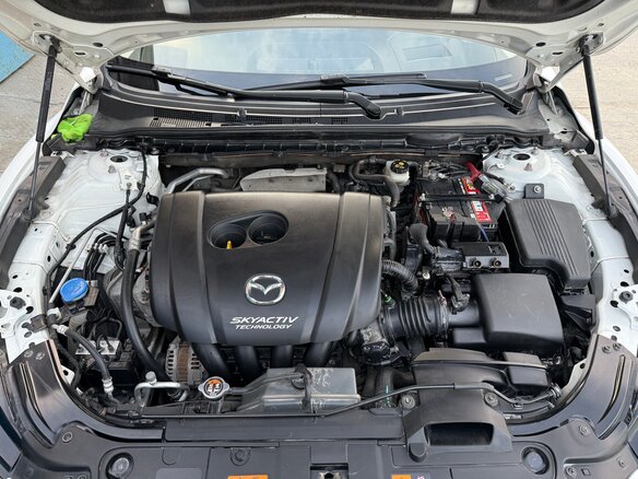 2019 Mazda 6 III (GJ) Рестайлинг 2, белый, 2550000 рублей - вид 17