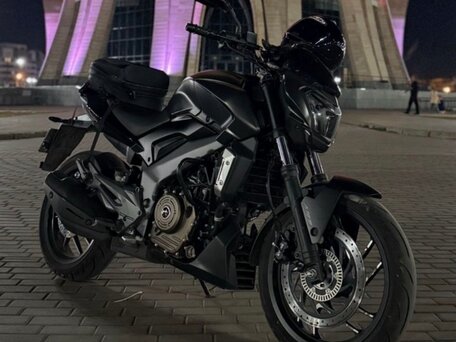 2018 Bajaj Dominar 400, чёрный, 340000 рублей, вид 1