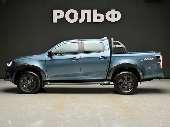 2023 Isuzu D-Max III, синий, 4400000 рублей - вид 4